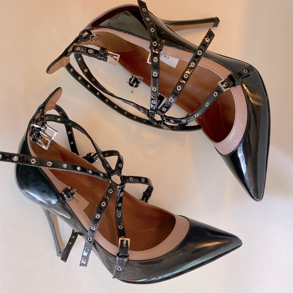 Valentino Garavani Black Patent Leather Studded Strappy Pointed-Toe Heels - Picture 10 of 16